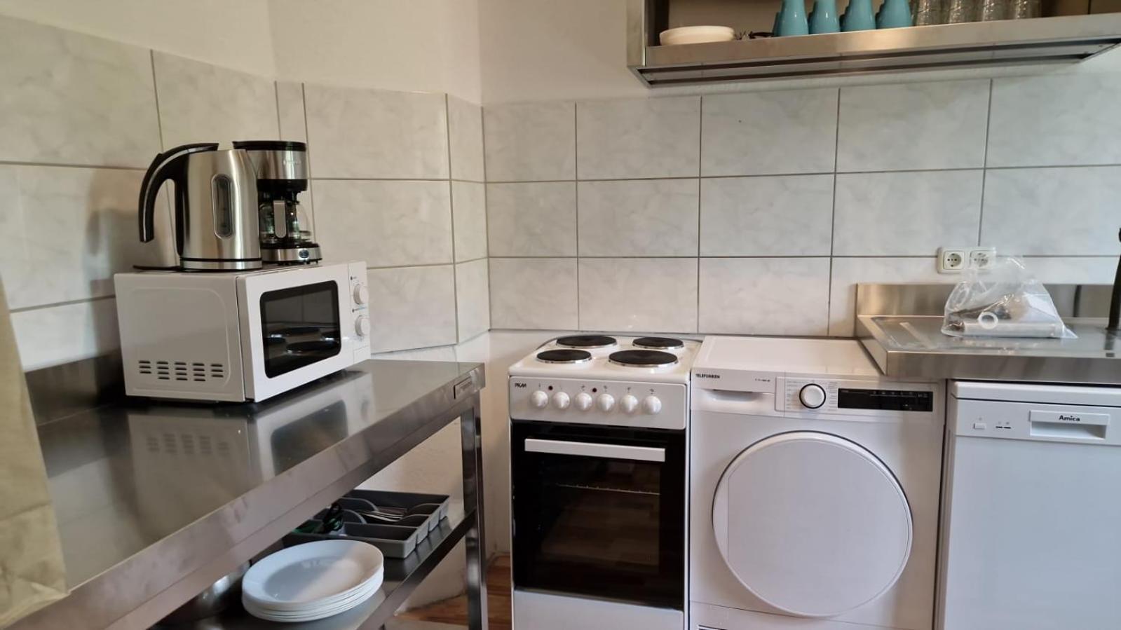 Apartment Meribu E1 Fuer Monteure Und Arbeiter Gelsenkirchen